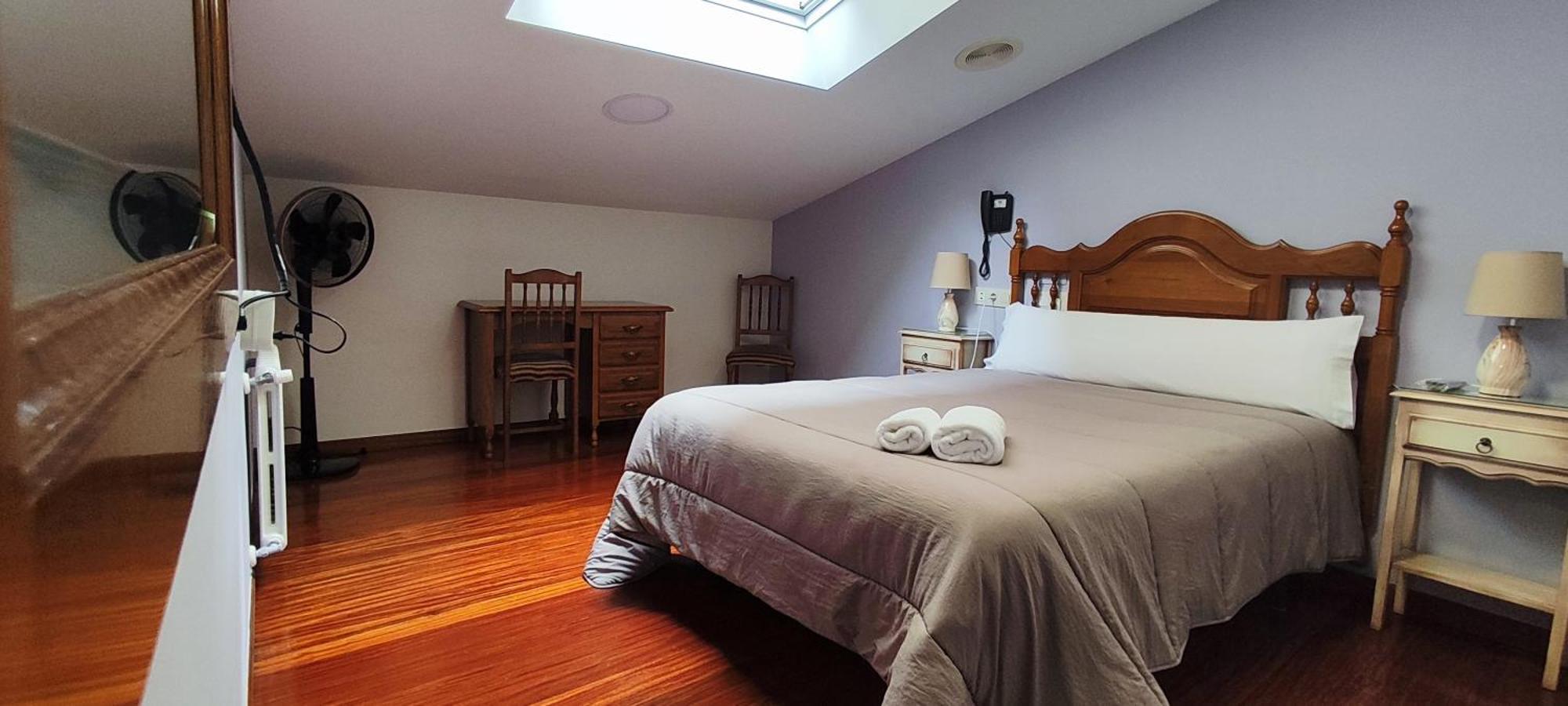 Pico Sacro I Hostal-Pension Santiago De Compostela Ruang foto