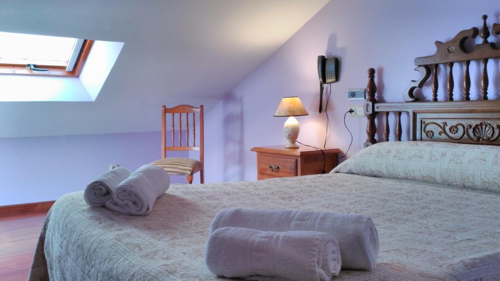 Pico Sacro I Hostal-Pension Santiago De Compostela Bagian luar foto