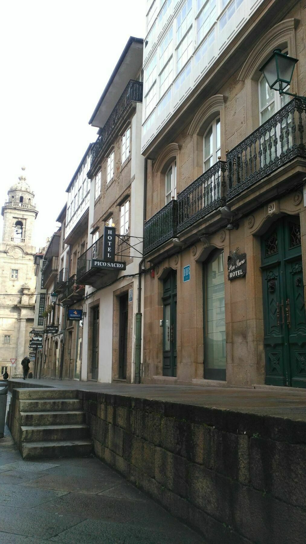 Pico Sacro I Hostal-Pension Santiago De Compostela Bagian luar foto